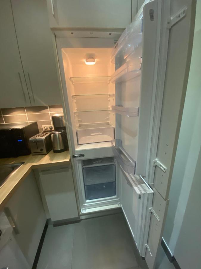 Apartment Avenue Montaigne 2 Champs Elysees